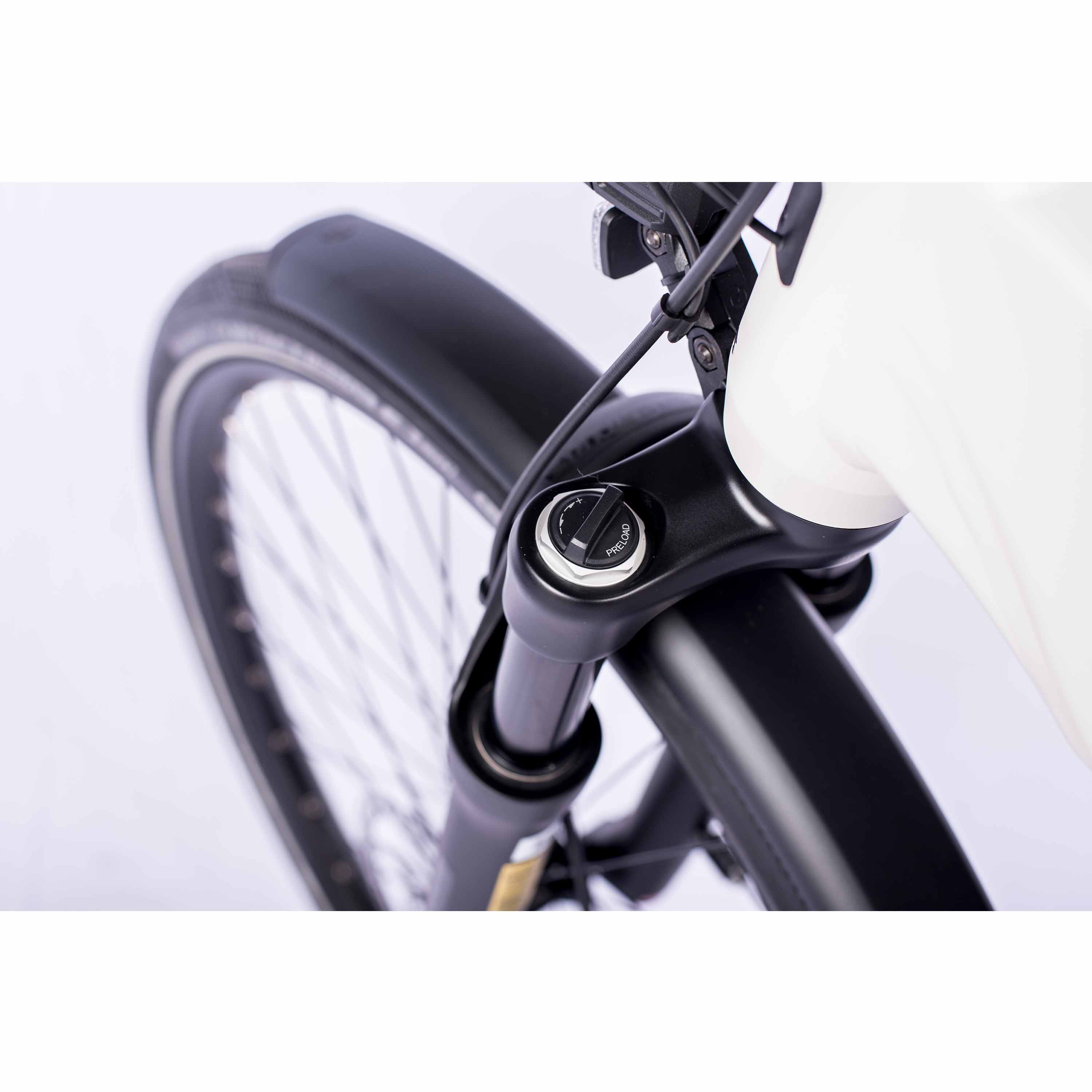 28" Damen E-Bike Trekking Fahrrad LS Wave TERRA TR2 BOSCH Performance Line PX Smart System POWERTUBE 600 Wh 10 x Gang SHIMANO DEORE RD-M5130 SGS Weiß