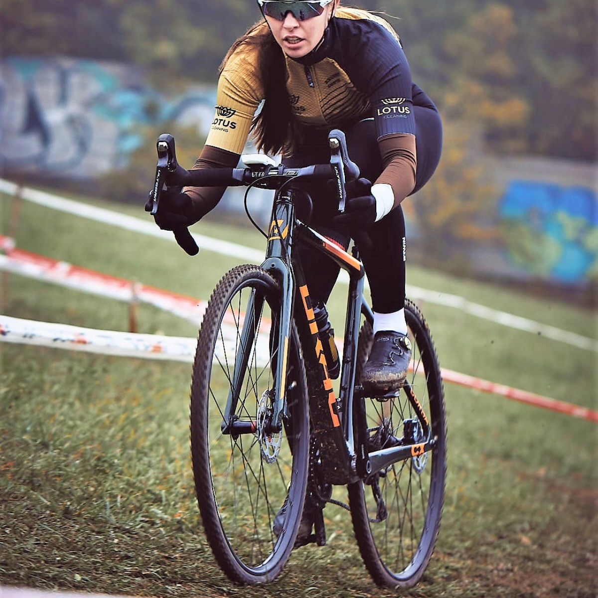 28 inch men cyclocross carbon bike corsa cx 11 gear Shimano Ultegra RD-RX810 GS x 11 compartment